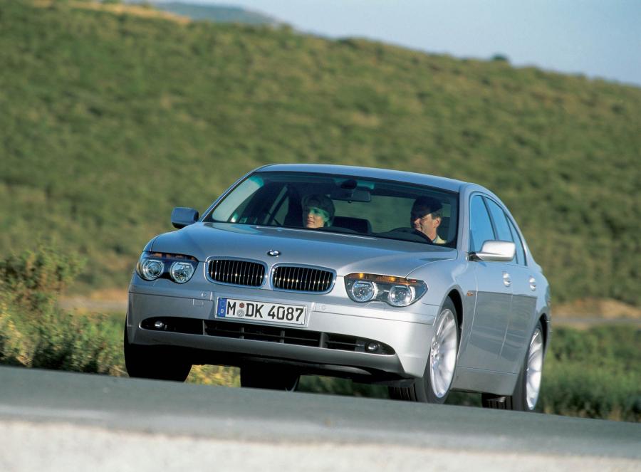  BMW 7-Series 2002 года  (фото 33 из 79)